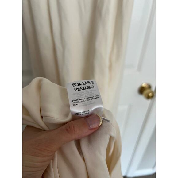 NWT Reformation Lecce Wedding Dress (flaw - see description) Size 6 - Picture 7 of 10